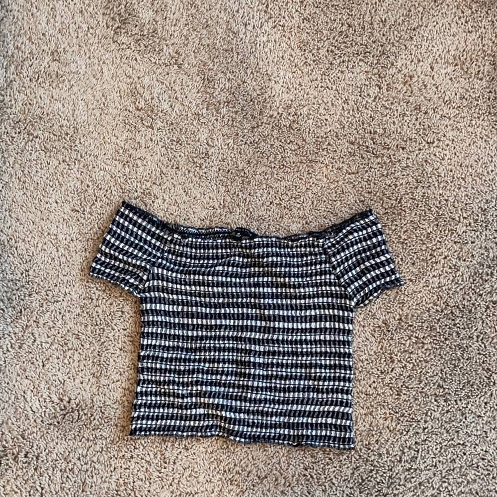 Pacsun off the shoulder crop top